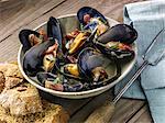 Mussels with cider and smoky bacon