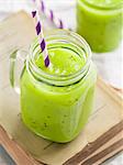 Vegan green smoothie (kiwi, avocado and melon)