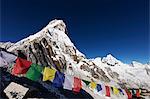 Prayer flags on Ama Dablam, 6812m, Sagarmatha National Park, UNESCO World Heritage Site, Khumbu Valley, Nepal, Himalayas, Asia