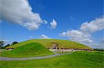 Knowth, a Neolithic passage grave, ancient monument, UNESCO World Heritage Site of the Bru na Boinne, Drogheda, County Louth, Leinster, Republic of Ireland, Europe