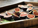 Figs on dryer
