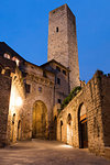 Dusk view of Torre dei Cugnanesi, San Gimignano, UNESCO World Heritage Site, Tuscany, Italy, Europe