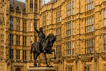 Richard the Lionheart statue at The Palace of Westminster (Houses of Parliament), London, England, United Kingdom, Europe