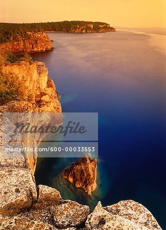 Halfway Rock Overlook at Sunrise Georgian Bay, Bruce Peninsula National Park, Ontario, Canada