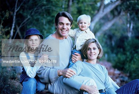 Porträt der Familie im freien