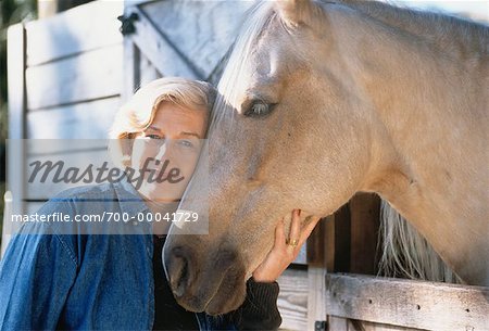 Portrait de femme Mature avec cheval