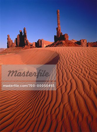 Dunes de sable, Monument Valley, Arizona, USA