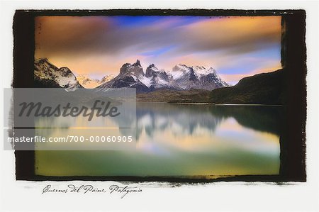 Vue d'ensemble du Cuernos Del Paine lac Pehoe, Parc National de Torres Del Paine, Chili Patagonie