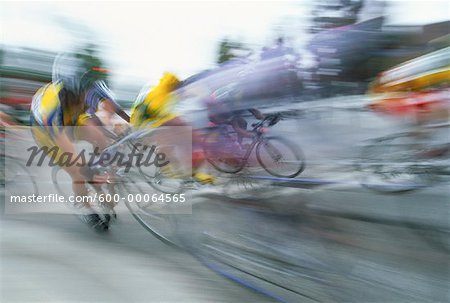Vue brouillée de la course de vélo