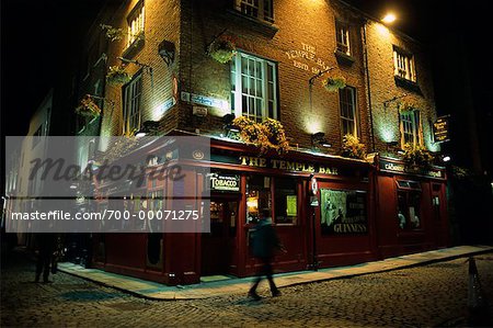 Temple Bar at Night Dublin, Ireland