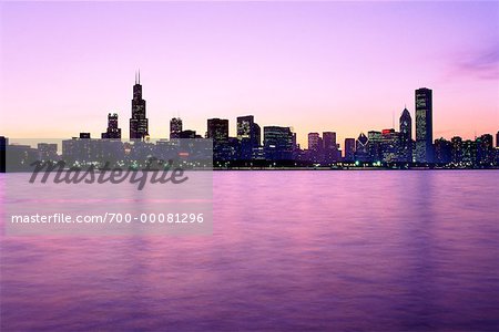 Toits de la ville au coucher du soleil de Chicago, Illinois, Etats-Unis
