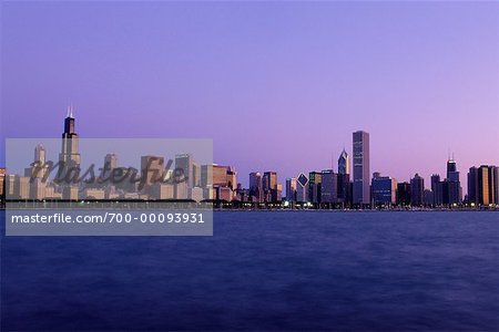 Skyline sur le lever du soleil de Chicago, Illinois, Etats-Unis
