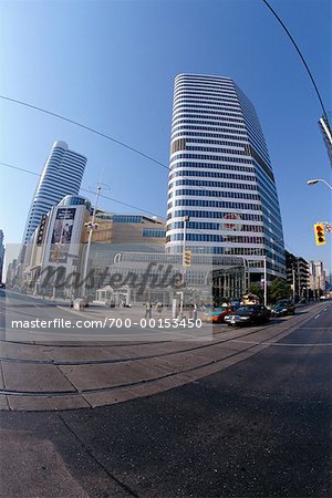 Centre Eaton et le paysage urbain de Toronto, Ontario, Canada