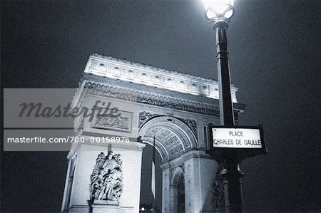 Arc de Triomphe at Night