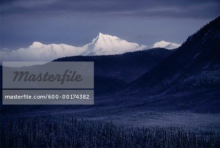 La route de Dempster, monts Ogilvie, Yukon, Canada
