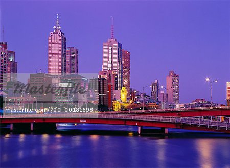 Melbourne Skyline au crépuscule, Victoria, Australie