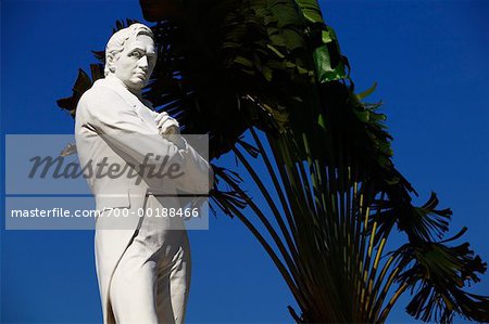 Sir Stamford Raffles Statue Singapour