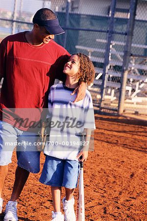 Père et fils, jouer au Baseball