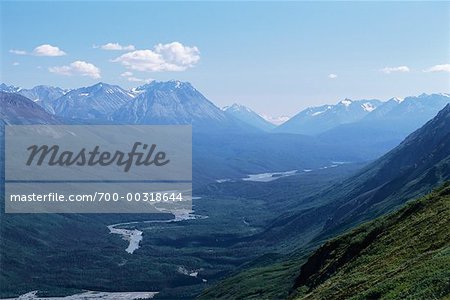 Rivière Tatshenshini et des montagnes, la Colombie-Britannique, Canada