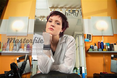 Coiffeur dans un Salon