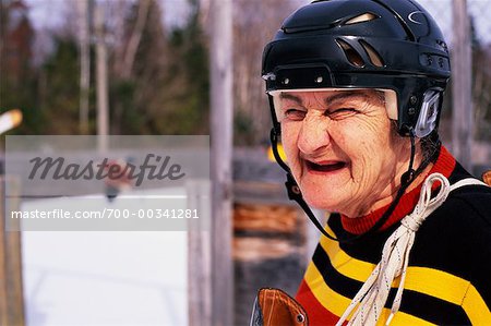 Femme portant des Hockey Gear