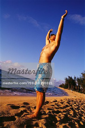 Homme sur la plage