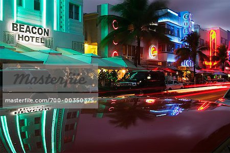 Ocean Drive bei Nacht Miami Beach, Florida, USA