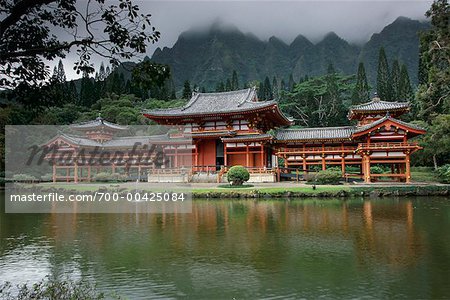 Byodo-In Temple, Valley of the Temples, Oahu, Hawaii, USA