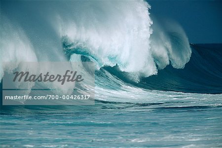 Waves in Pacific Ocean, Oahu, Hawaii, USA