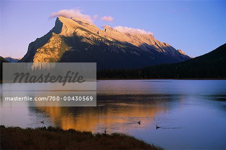 Mountain and Lake, Mount Rundle and Vermilliion Lakes, Banff National Park, Alberta, Canada