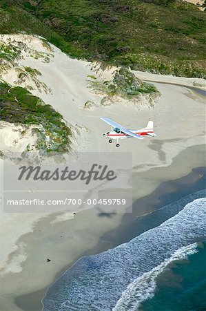Flugzeug über Küstenlinie, King Island, Tasmanien, Australien