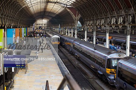 Plate-forme à la gare de Paddington, Londres, Angleterre