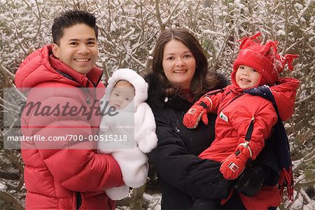 Portrait de famille en hiver