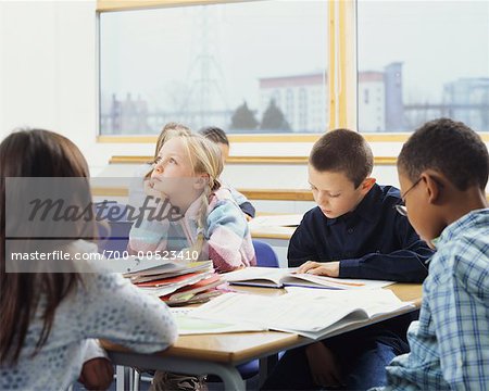 Enfants en classe