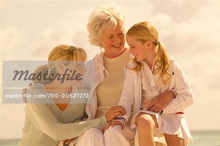 Portrait de grand-mère, mère et fille