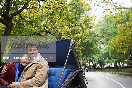 Couple cheval en chariot, Central Park, New York City, New York, États-Unis