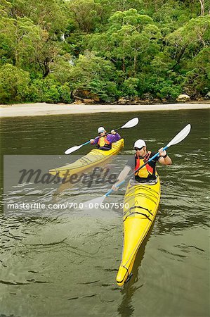 Kayak sur Sydney Harbour, Nouvelle-Galles du Sud, Australie