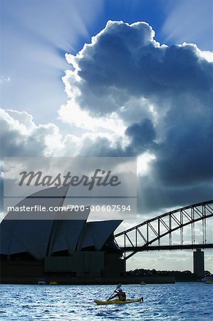 Kayak sur Sydney Harbour, Nouvelle-Galles du Sud, Australie