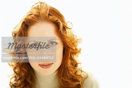 Portrait de femme rousse