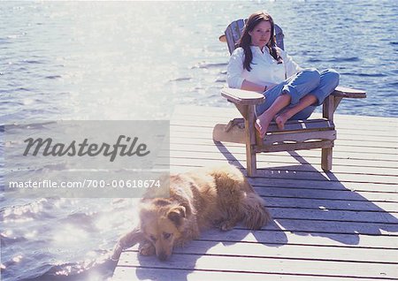 Portrait de femme et chien de lac