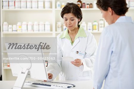 Client aide pharmacien