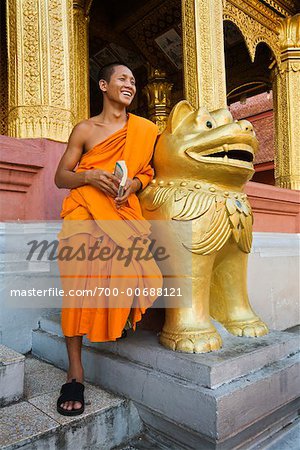 Moine bouddhiste de Temple de Wat Sene, Luang Prabang, Laos