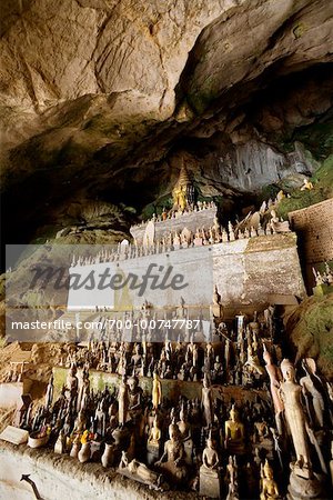 Les grottes de Tham Ting grottes de Pak Ou, Laos