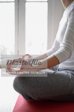 Frau tun Yoga