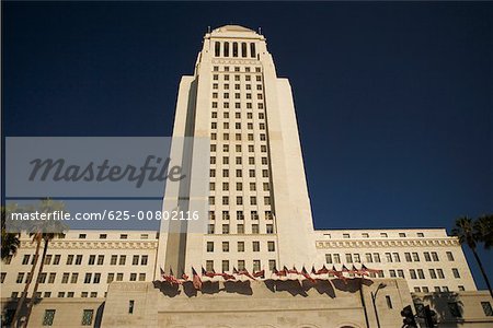 Vue faible angle d'un bâtiment, hôtel de ville, Los Angeles, Californie, USA