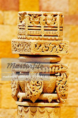 Gros plan d'une colonne, Rajmahal, Jaisalmer, Rajasthan, Inde
