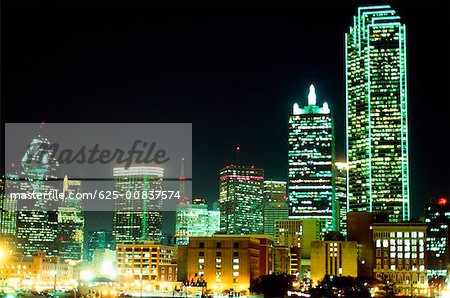 Skyline de Dallas pendant la nuit.