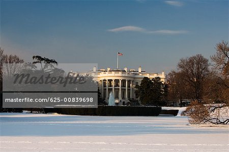 Facade of a government building, White House, Washington DC, USA