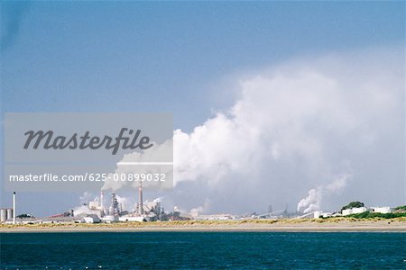 Pollution par une usine de pâte de la rivière, Eureka, Californie, USA