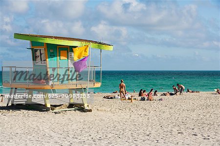 Rettungsschwimmer-Hütte am Strand, South Beach, Miami, Florida, USA